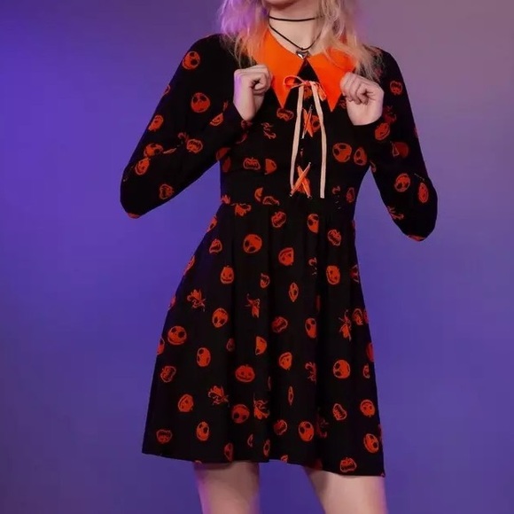 Hot Topic Dresses & Skirts - Her Universe The Nightmare Before Christmas Flocked Icons Long-Sleeve Dress